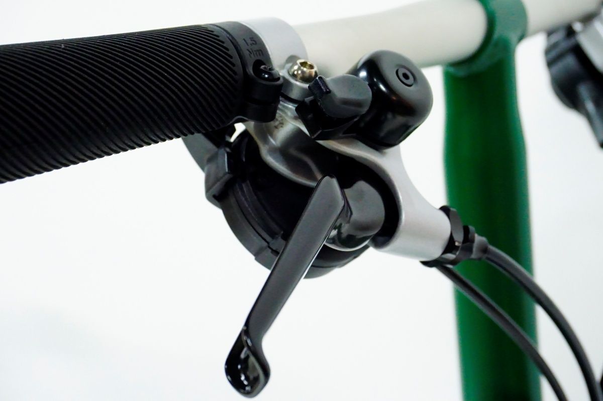 16インチ 折り畳み自転車