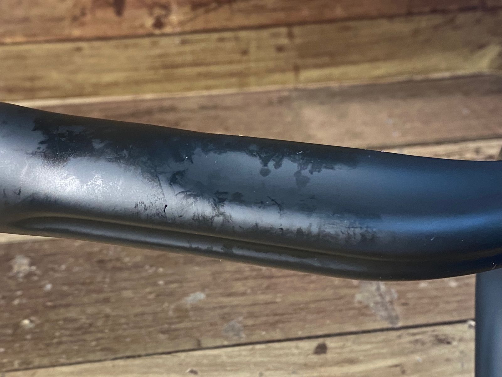 新品 Pro IsoCore VR-CF カーボンハンドル 400mm 期間限定受注！Pro IsoCore VR-CF ハンドルバー | BRENDA仙台南