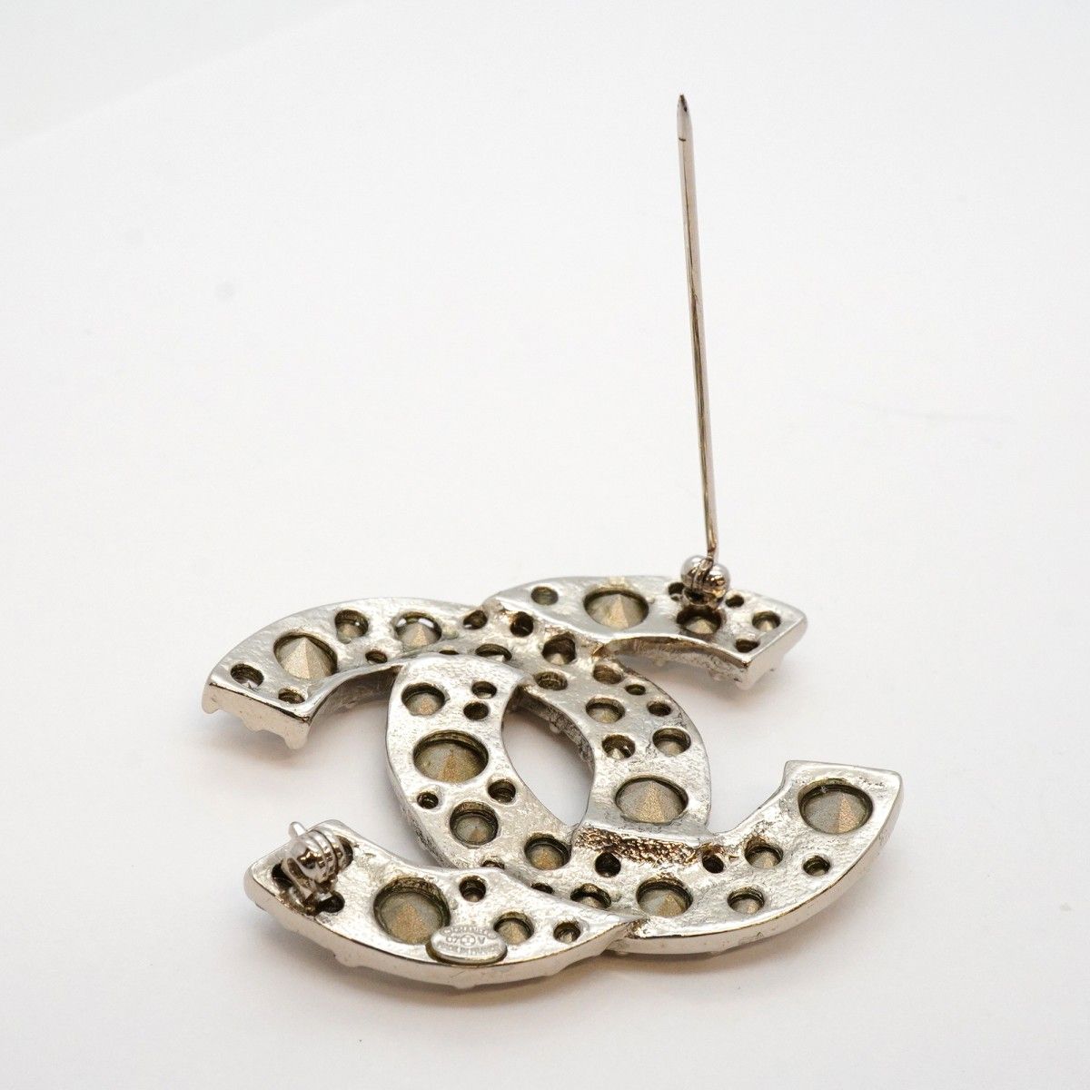 メタル ラインストーン