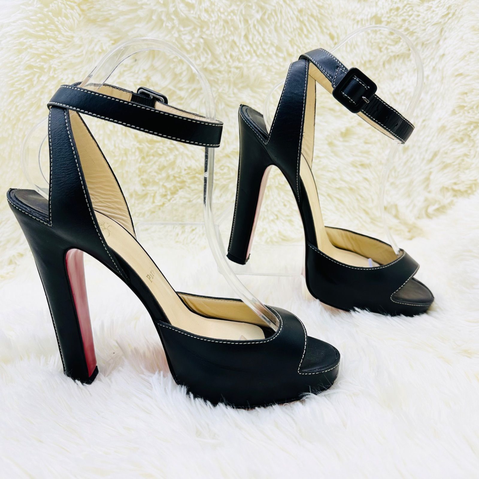 美品】クリスチャンルブタン 24cm パンプス 黒 ヒール エナメル 美品