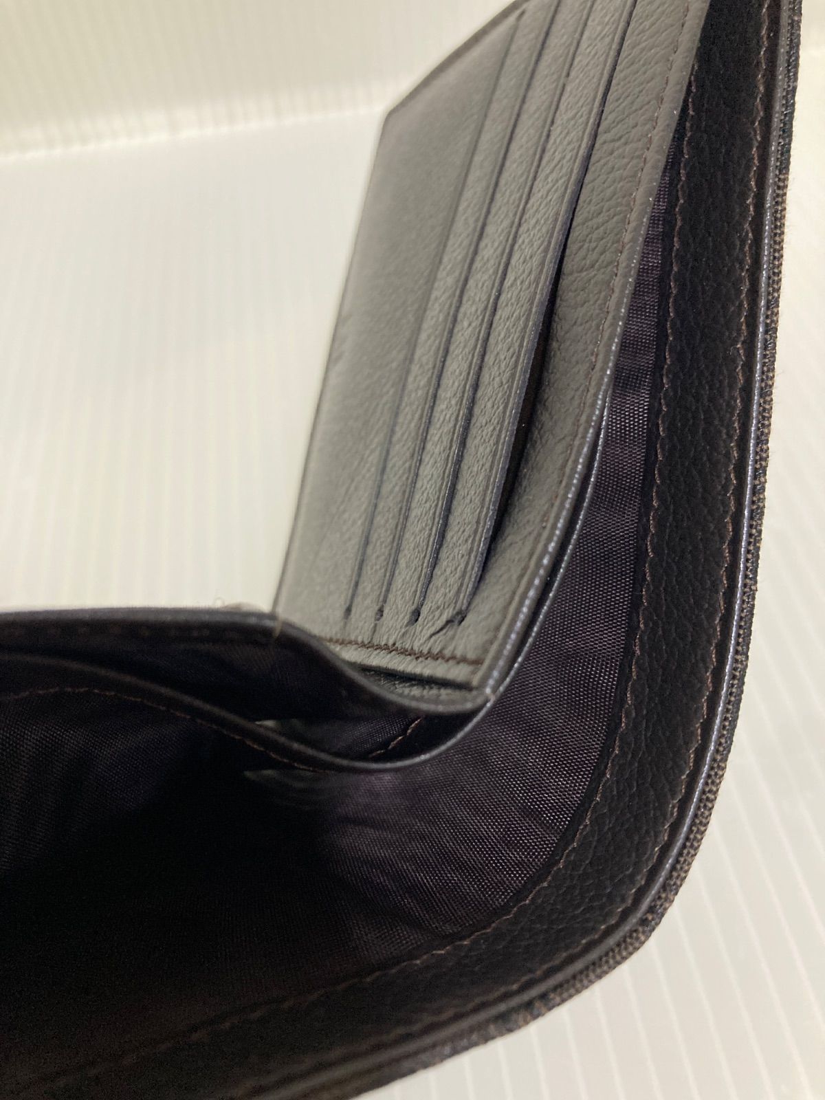 山田裕恵さん小鳥にかけあり