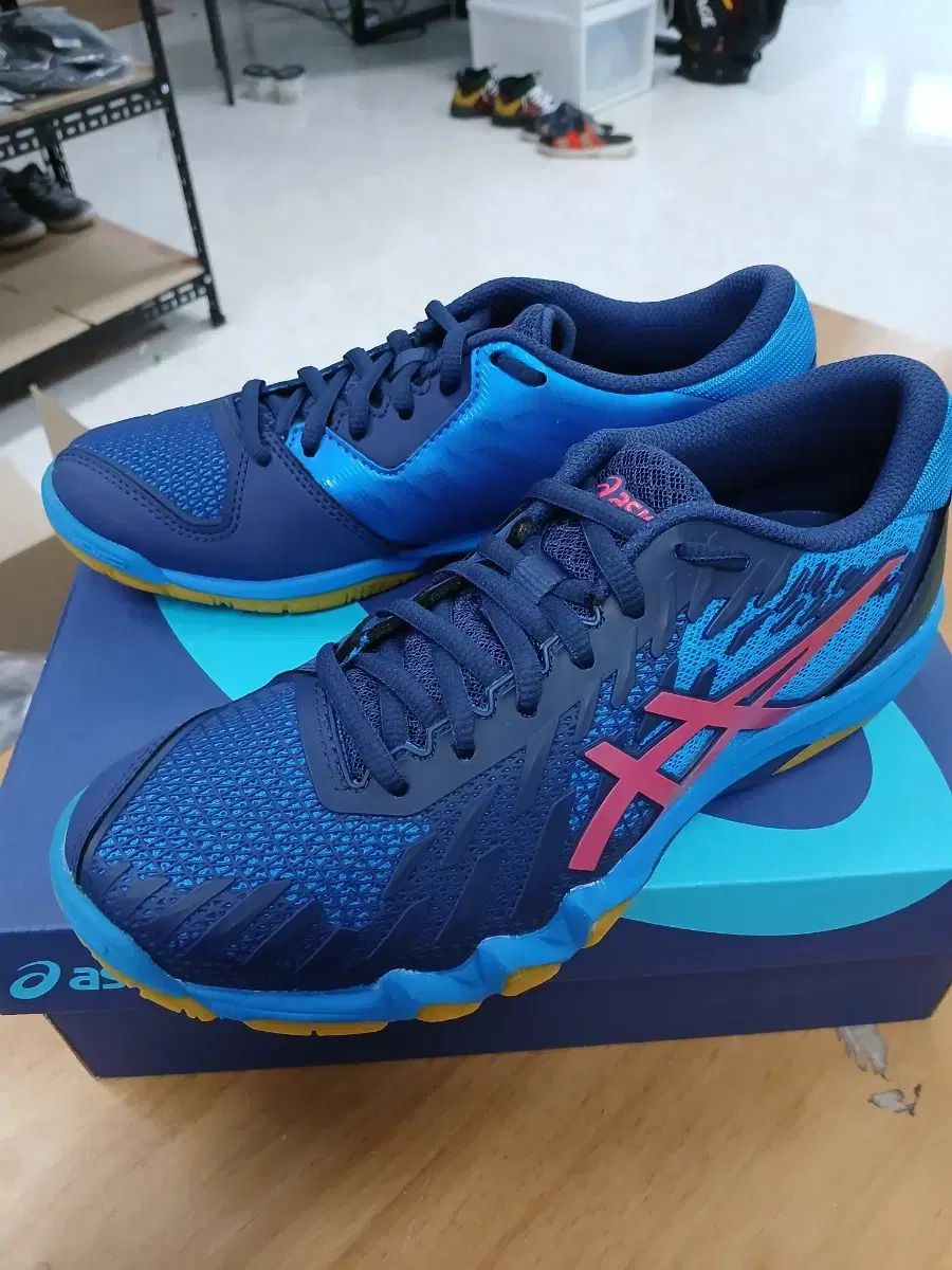 240 asics アシックス 攻撃 ブレードライト 4 インディゴブルー ピンポンシューズ