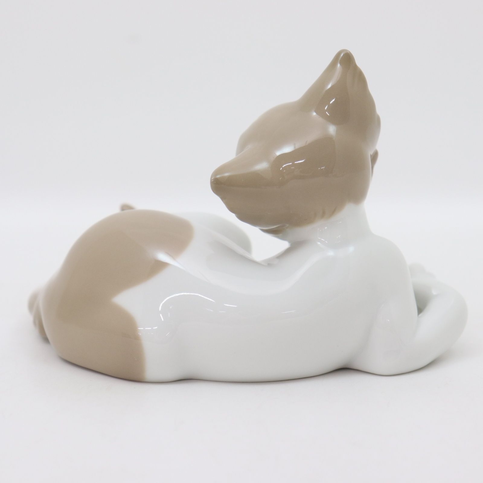 ITS66OKGB0O6 美品 LLADRO リヤドロ 驚いた猫 ねこ ネコ 陶器 陶磁器