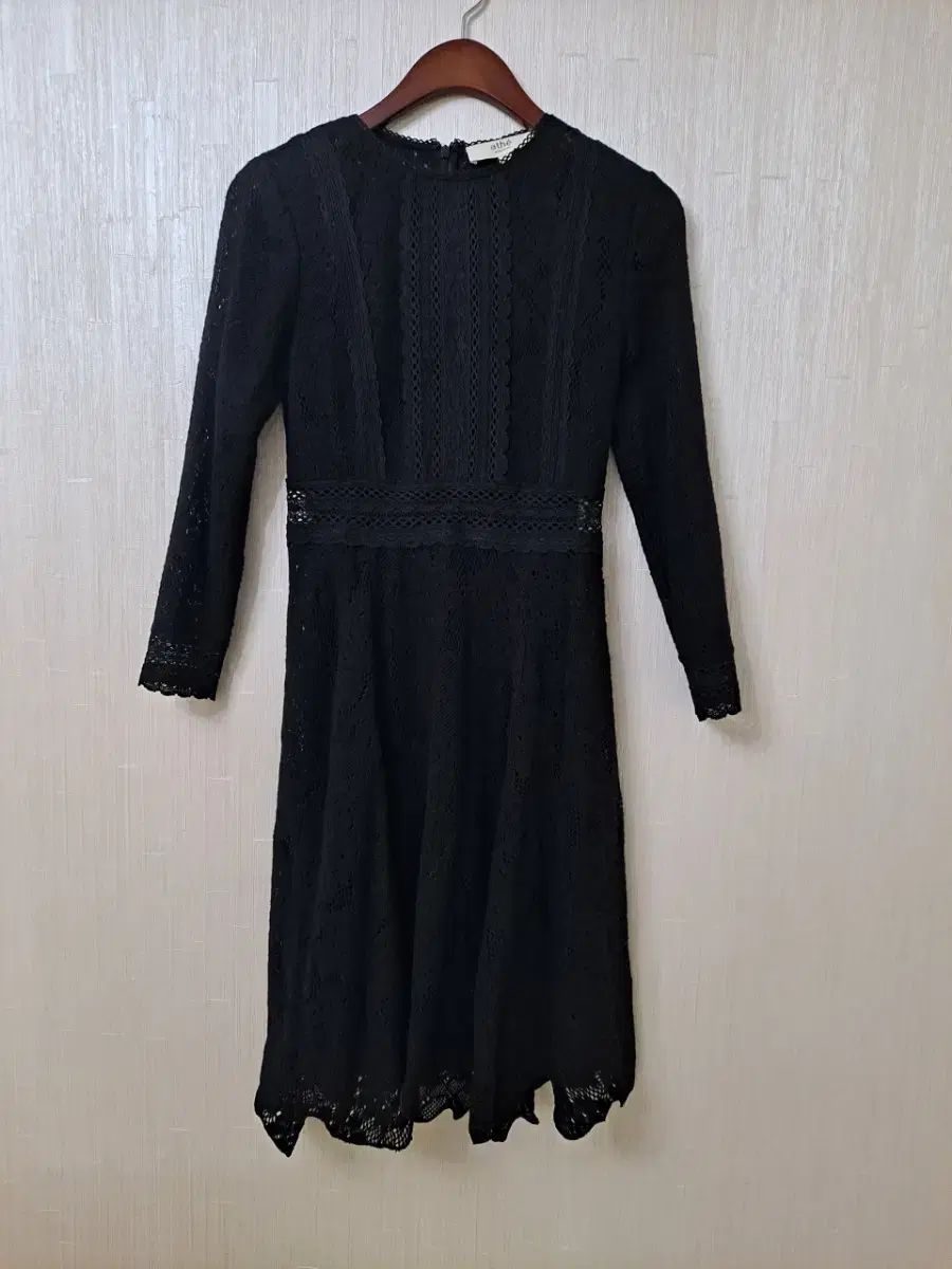 アッテヴァネッサ ブリューノ カシミアブレンド ONE PIECE