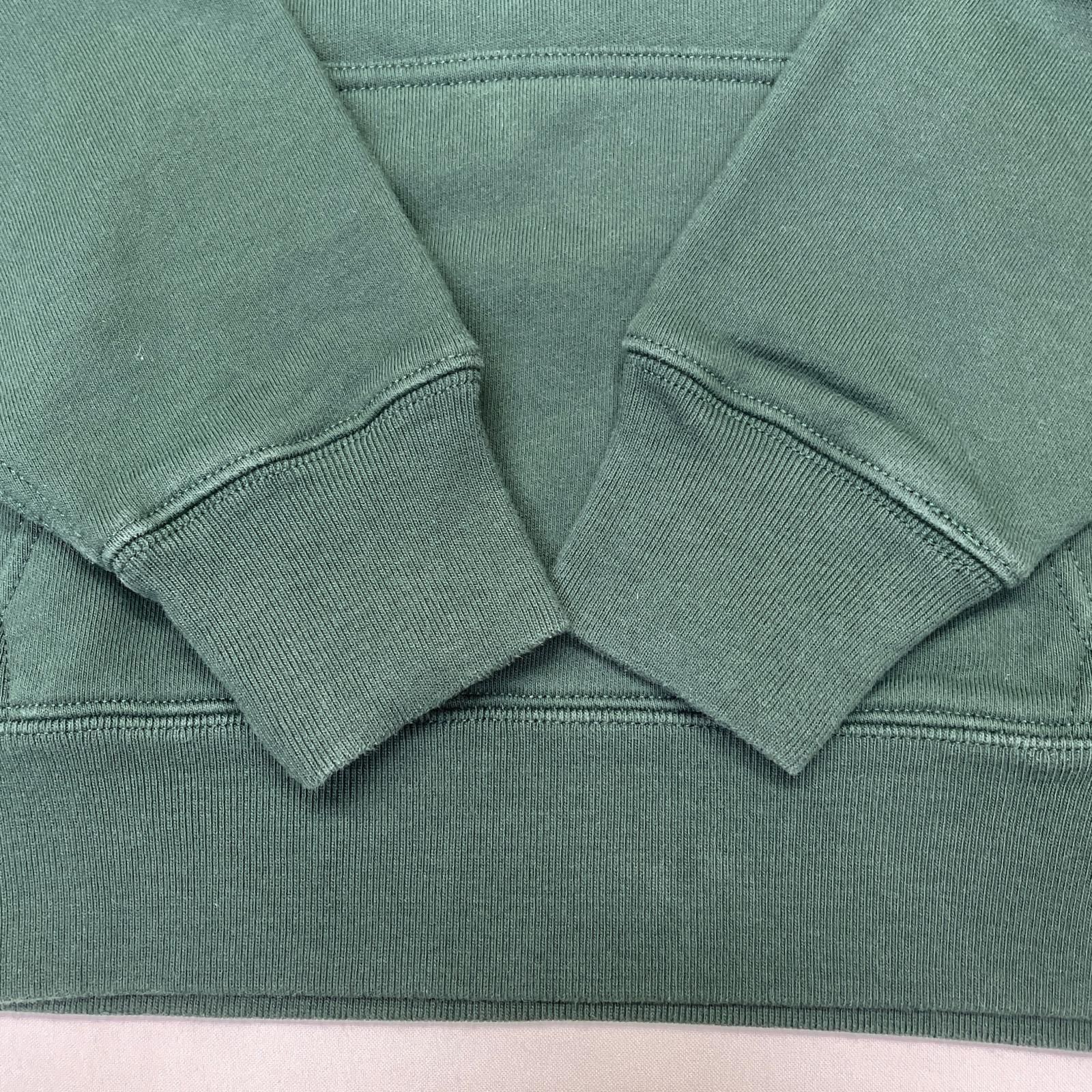 M モスグリーン