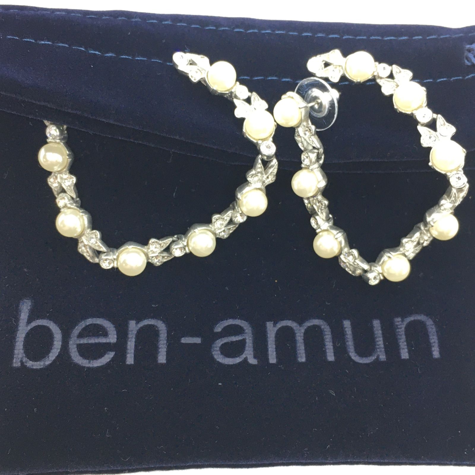 美品】ben-amun ベンアムン 保存袋付き ピアス シルバー ホワイト