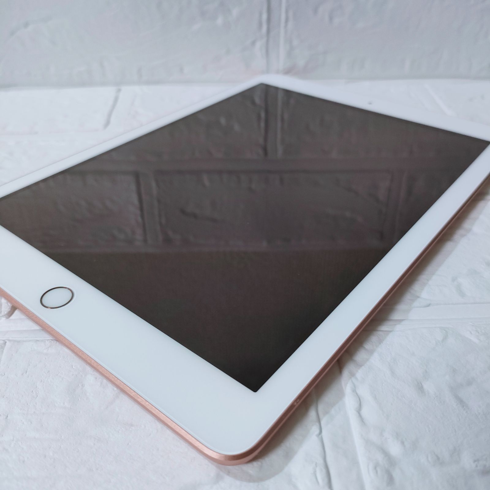 第6世代 iPad 32GB wifiモデル 付属品完備 管理No.s269