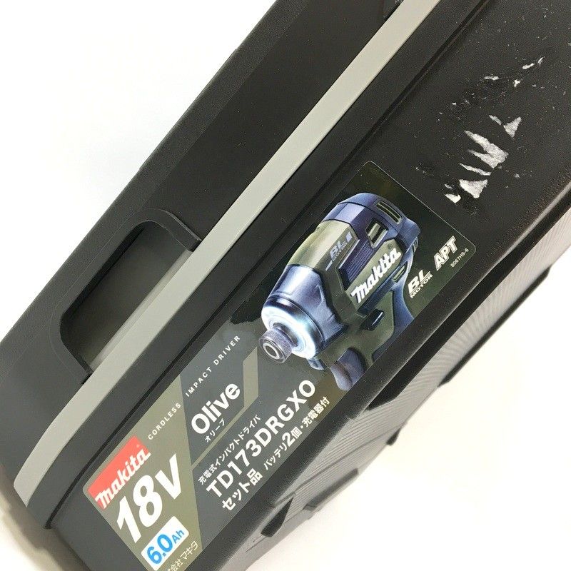 マキタ 充電式インパクトドライバ