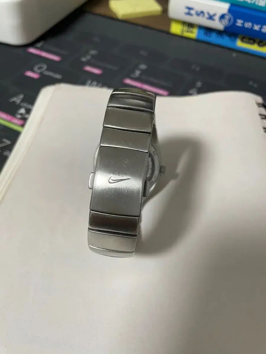トライアックス