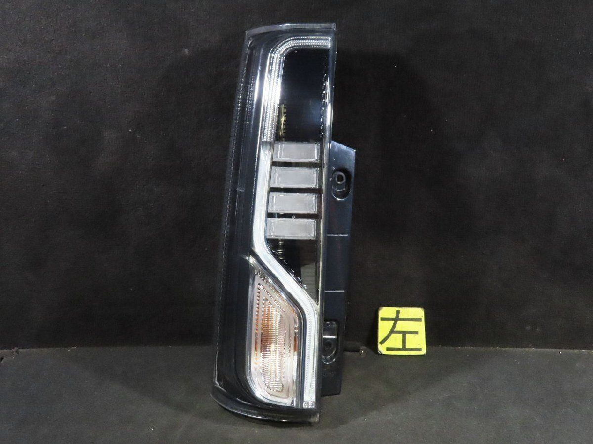 スペーシア カスタム DAA-MK53S 純正 LED 割無 テール ランプ ライト 左 (コイト 220-5938M) /No，12447