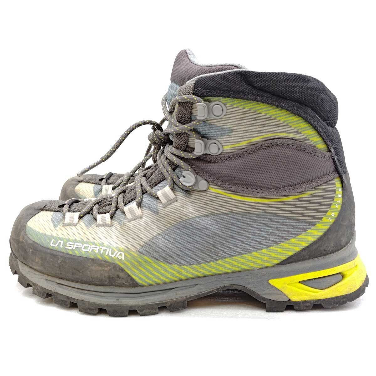 登山靴 トレッキングシューズ