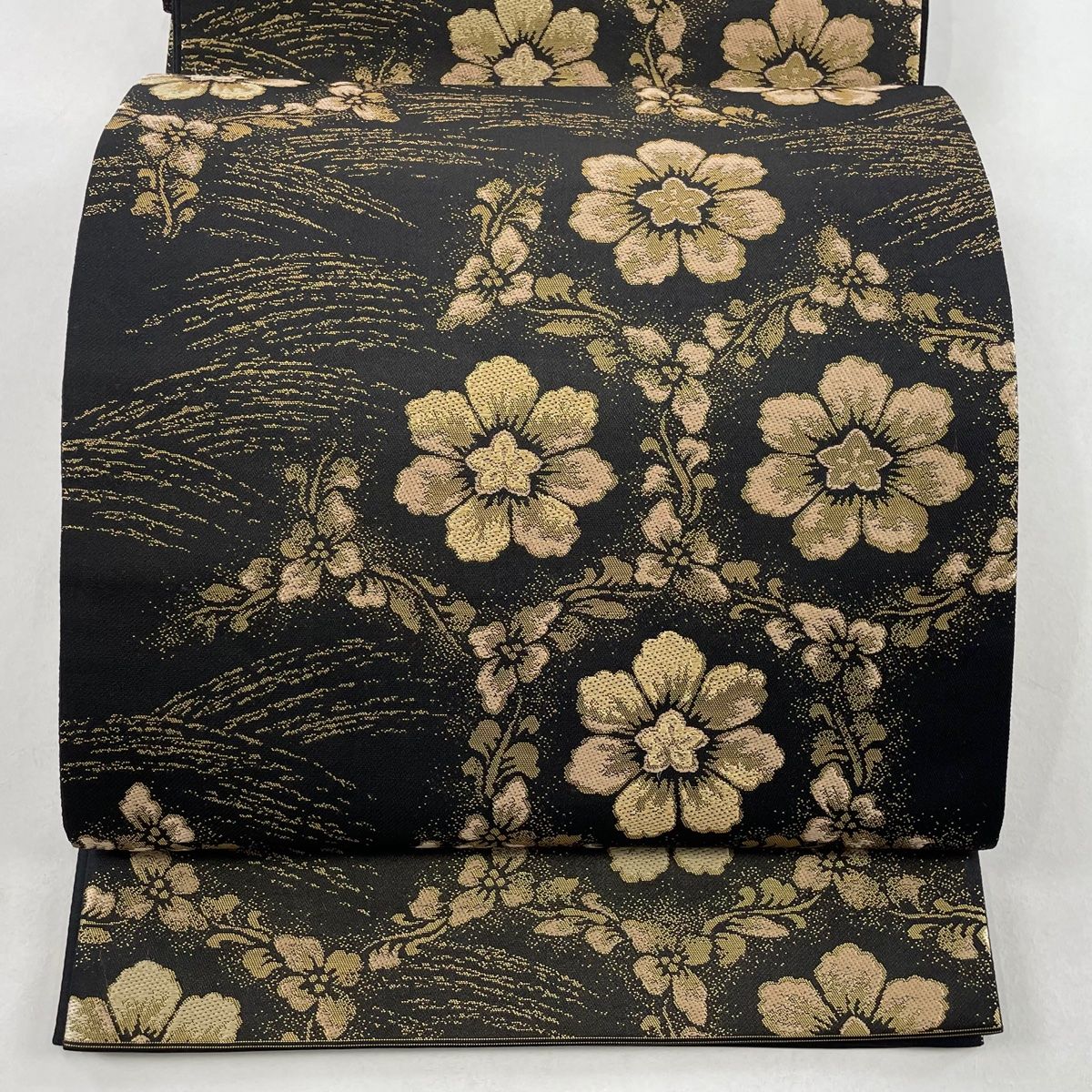 袋帯 美品 名品 草花 金糸 箔 黒 六通 正絹 【中古】 - メルカリ