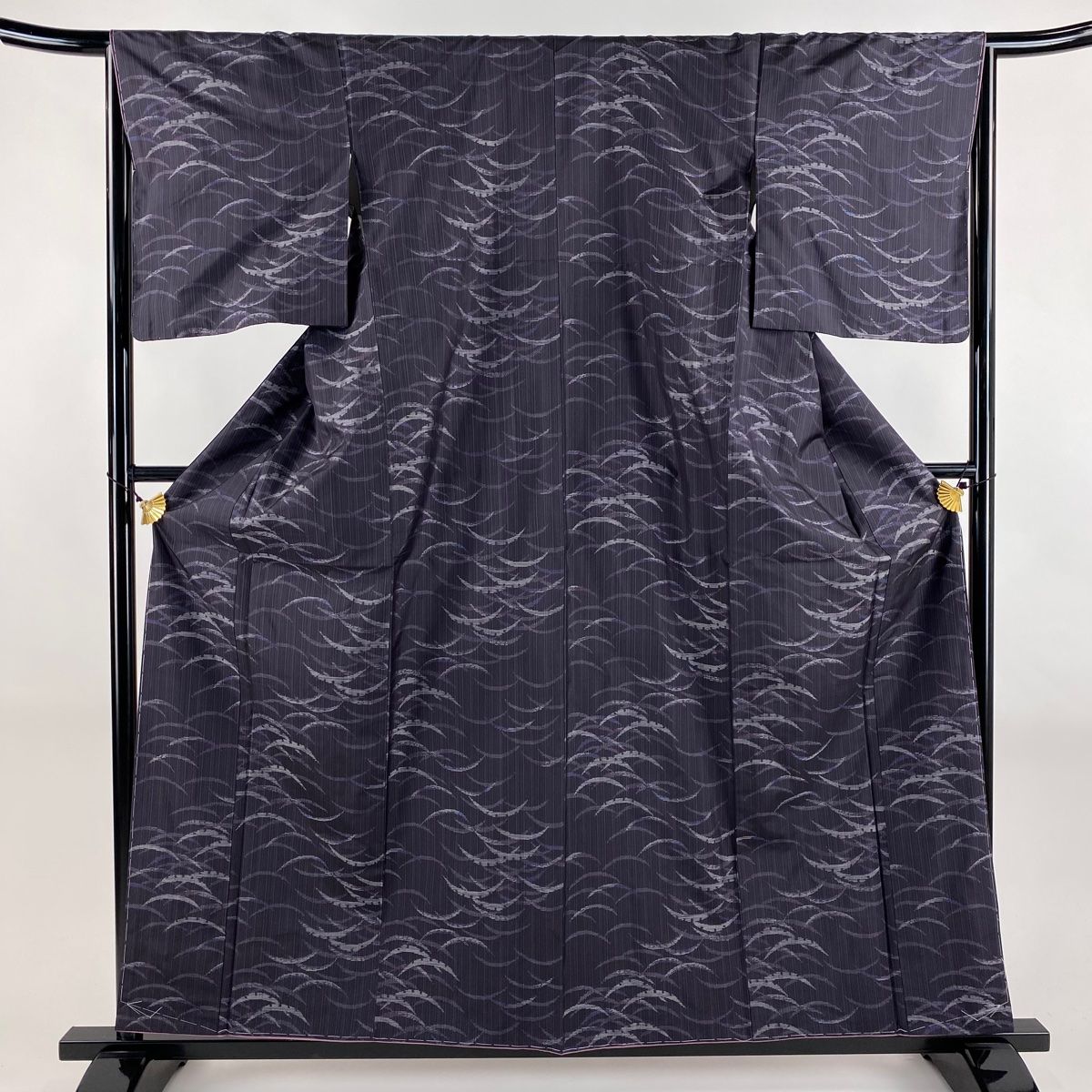 大島紬 身丈160cm 裄丈65cm M 袷 証紙 雪芝 縦縞 濃紫 正絹 秀品
