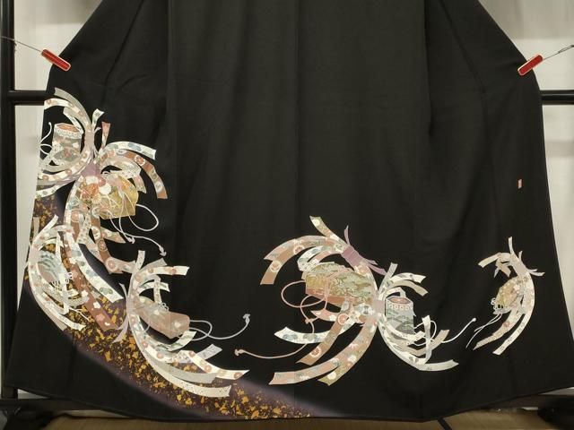 平和屋着物○豪華黒留袖 作家物 駒刺繍 束ね熨斗草花文 暈し染め 金彩