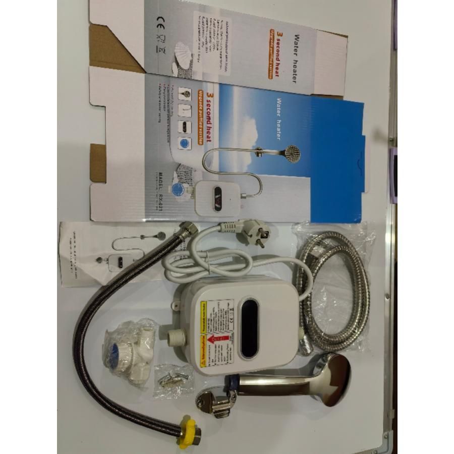 【人気急上昇】 電気瞬間湯沸かし器 壁掛け小型 3500W LCD温度表示 加熱