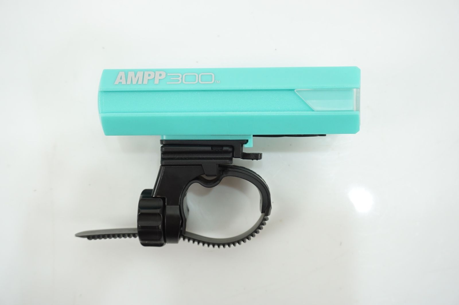 CATEYE 「キャットアイ」 AMPP300 フロントライト / バイチャリ大宮店