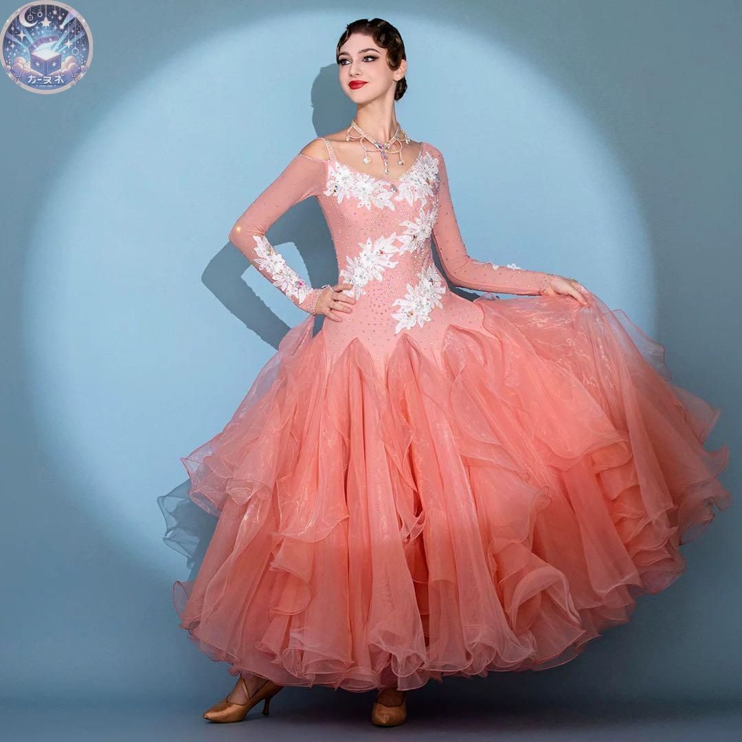 人気商品をセール価格で！ ♥ 華やかスタンダードドレス 発表会 競技会 デモにオススメのエレガントデザイン