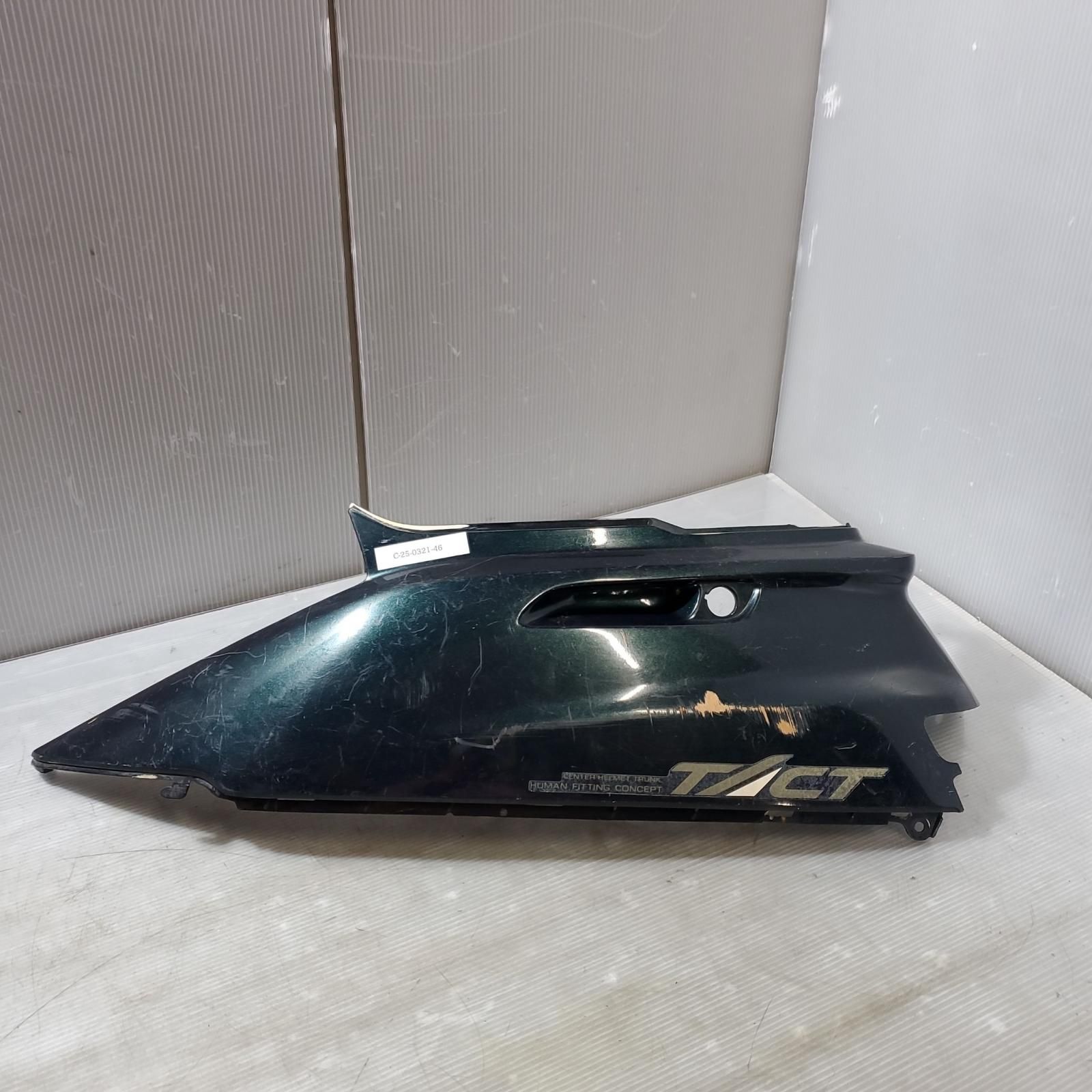 HONDA タクト50 AF24 サイドカバー 左　TACT ホンダ
