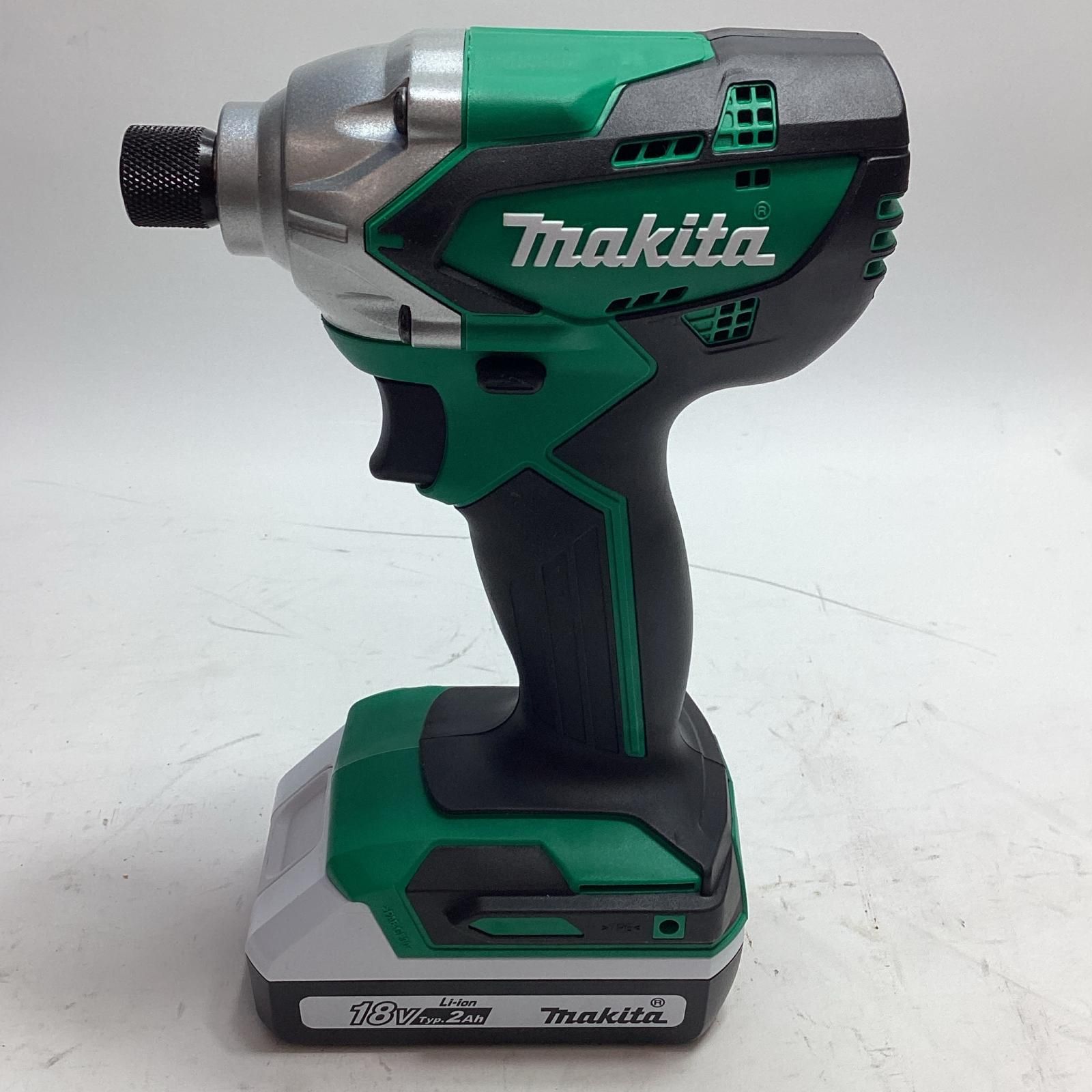 MAKITA マキタ 工具 インパクトドライバ MTD002DSAX グリーン 充電器 充電池2個 ケース付 コードレス式 18v