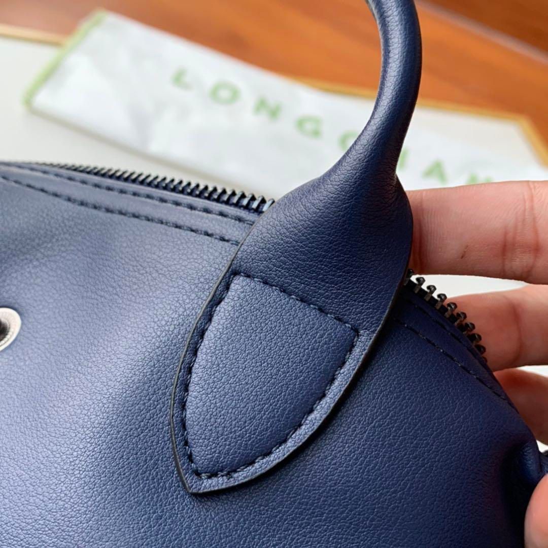 LONGCHAMP プリアージュ キュイール レザー ショルダーバッグ ネイビー LONGCHAMP - 新品 ロンシャン LONGCHAMP ショルダーバッグ ル