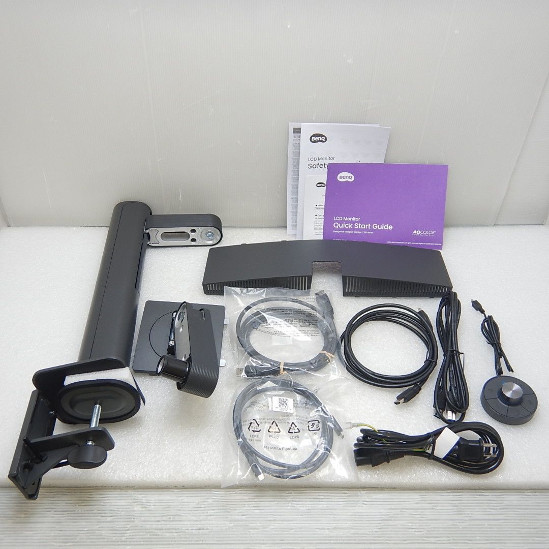 BenQ  PD3205UA 美品 美品】BenQ PD3205UA 31.5インチ (3840x2160) IPSパネル 4K HDR