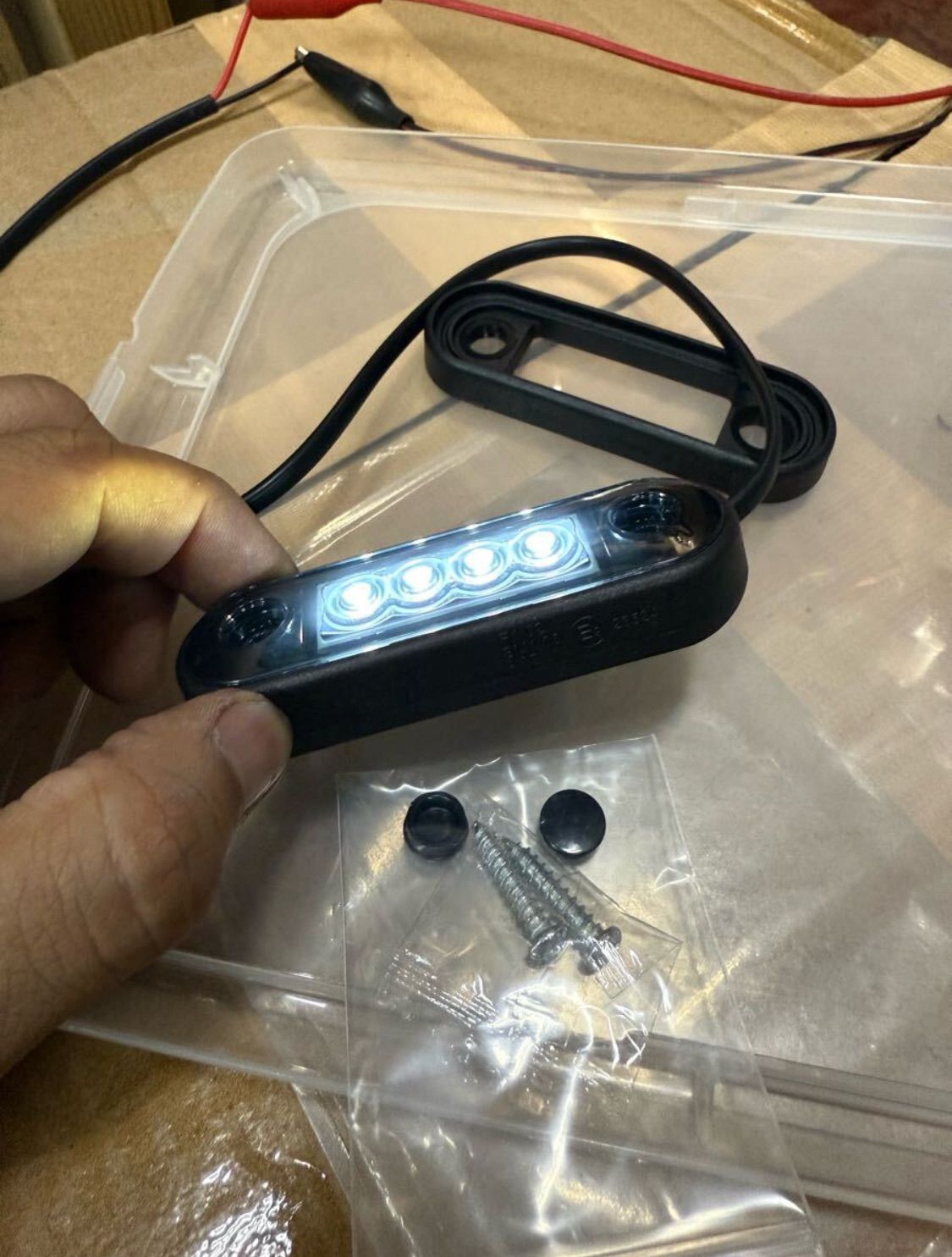 marzenia製 ホワイトorアンバー サイドマーカー埋め込led