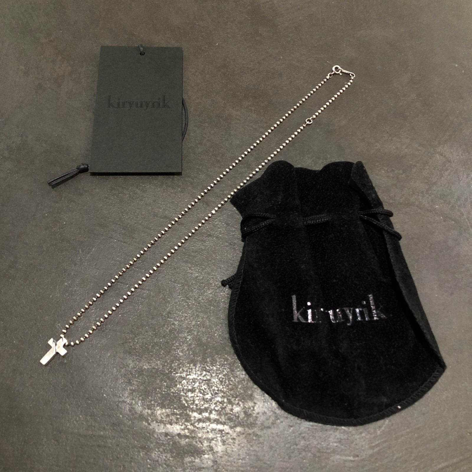 キリュウキリュウ クロスネックレス ブラックシルバー 2個セット