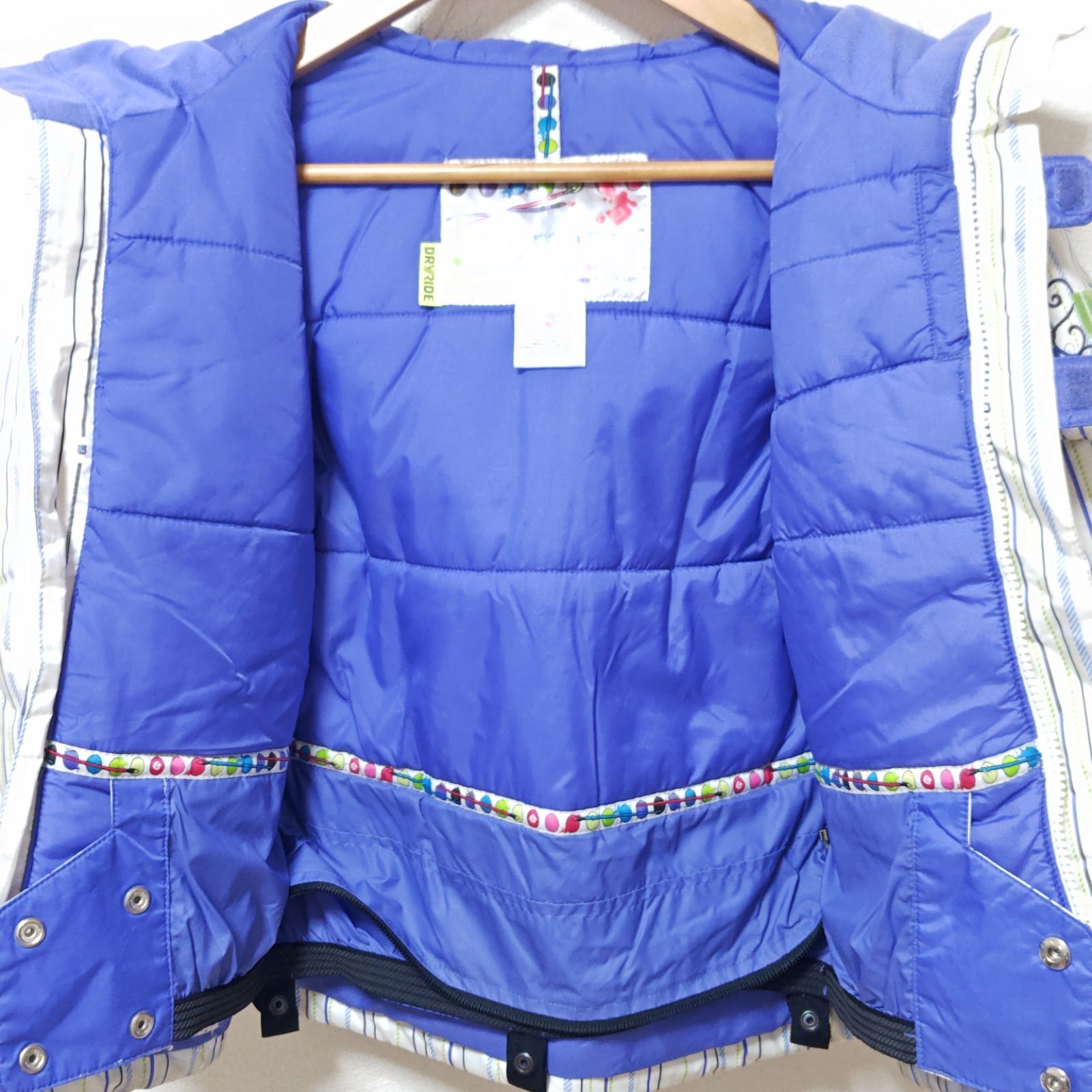 子ども用◎パウダーガード付◎【burton】バートン スノー ウェア 子ども用◎パウダーガード付◎【burton】バートン スノー ウェア