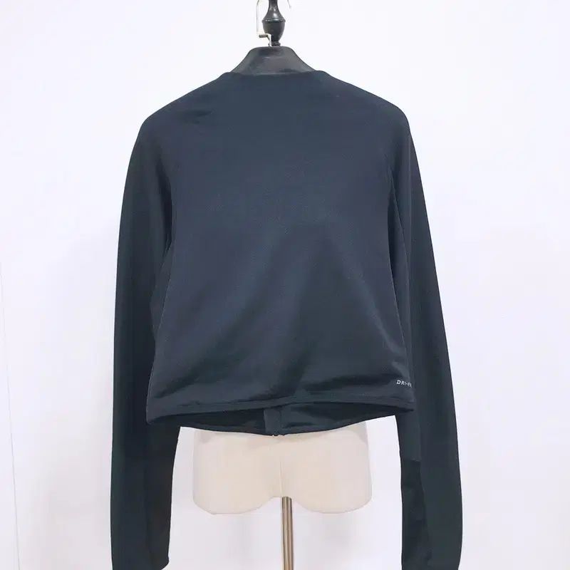 ナイキ ウーマンズ