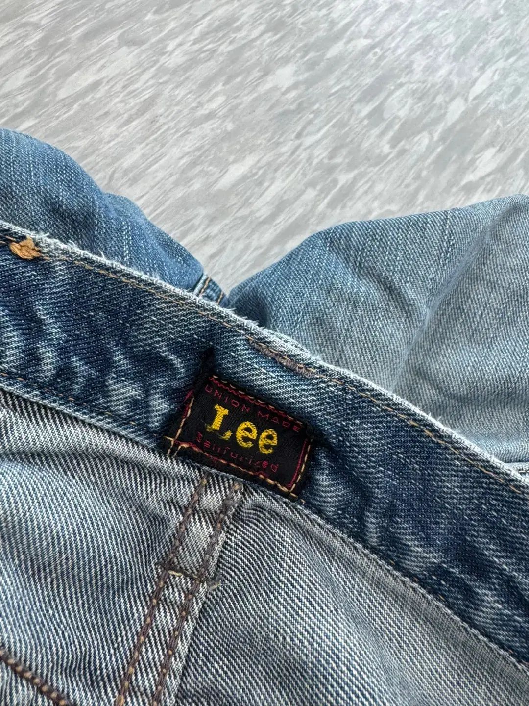 Lee