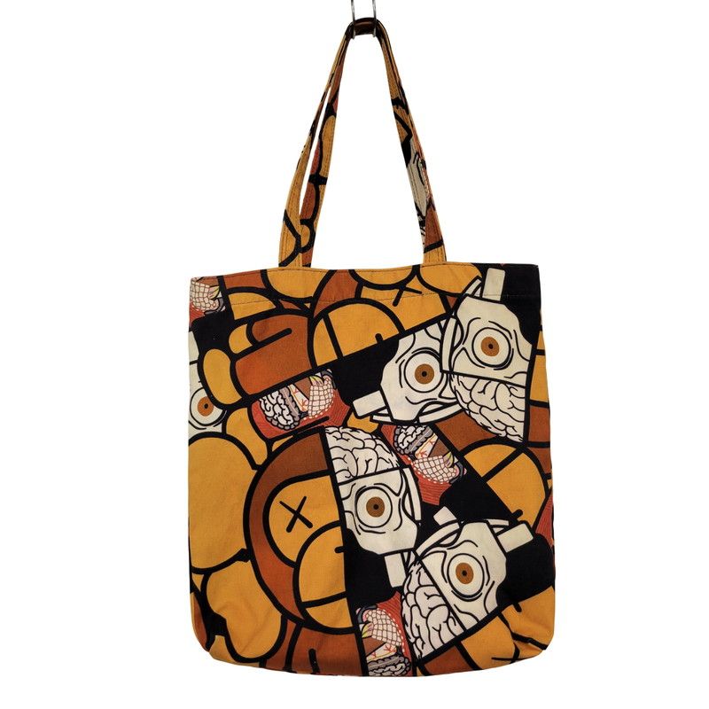 A BATHING APE カウズトートバック 中古品】A BATHING APE アベイシングエイプ × KAWS カウズ TOTE
