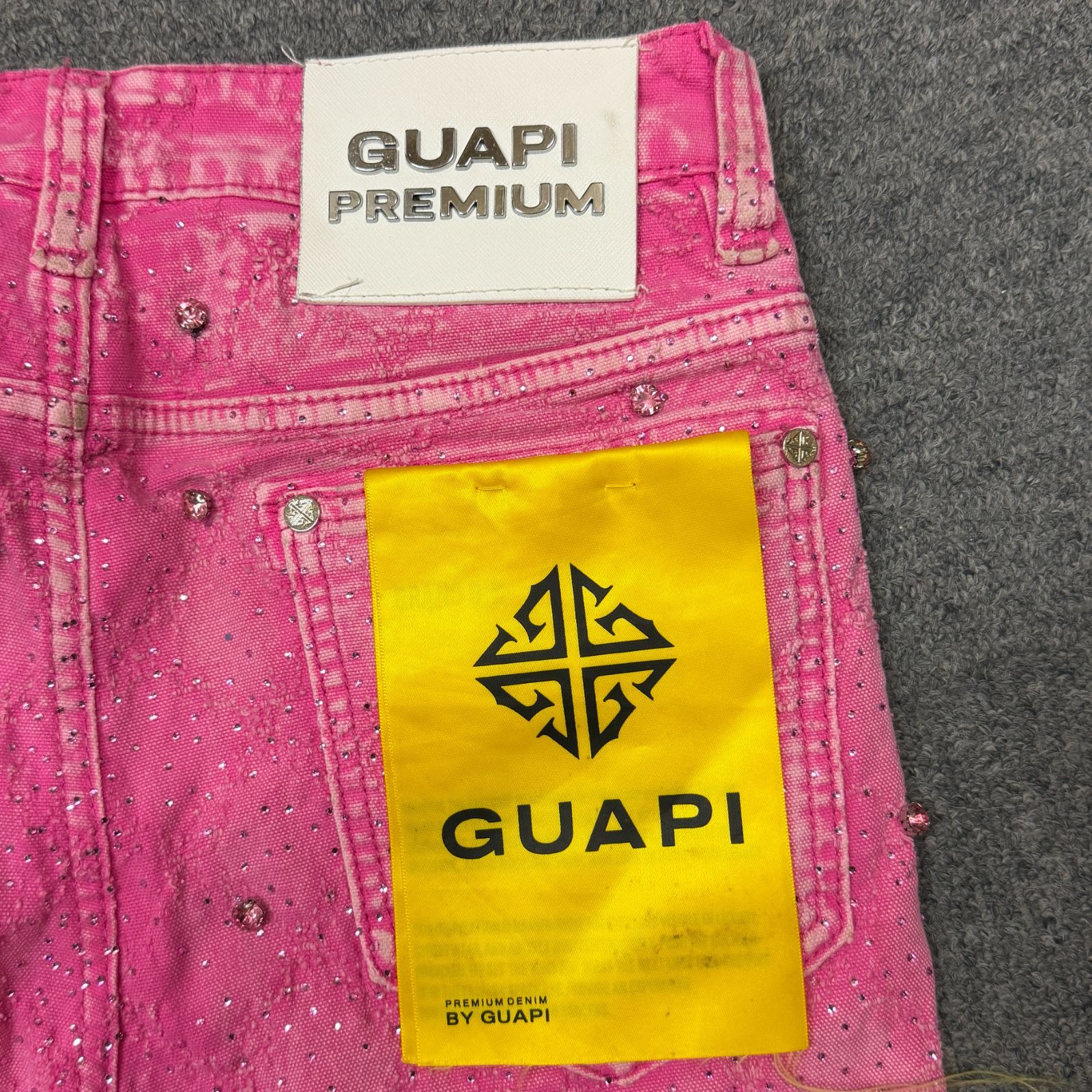 (希少)GUAPI ピンク スパンコール ブーツカットデニム 28 GUAPI EMBELLISHED DENIM PANTS スパンコールデニムパンツ スキニー