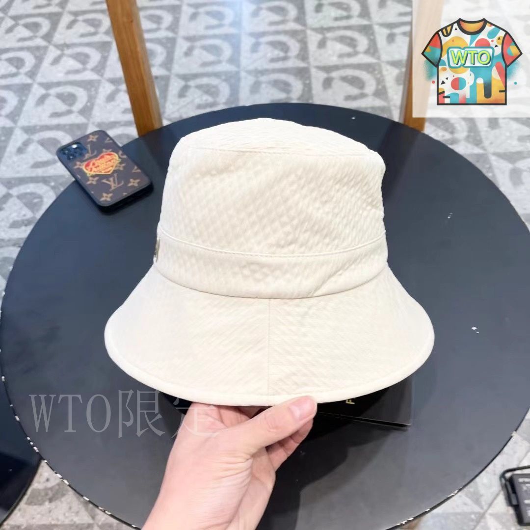 今日WTO】FENDI ストローフィッシャーハット-WF23 - メルカリ
