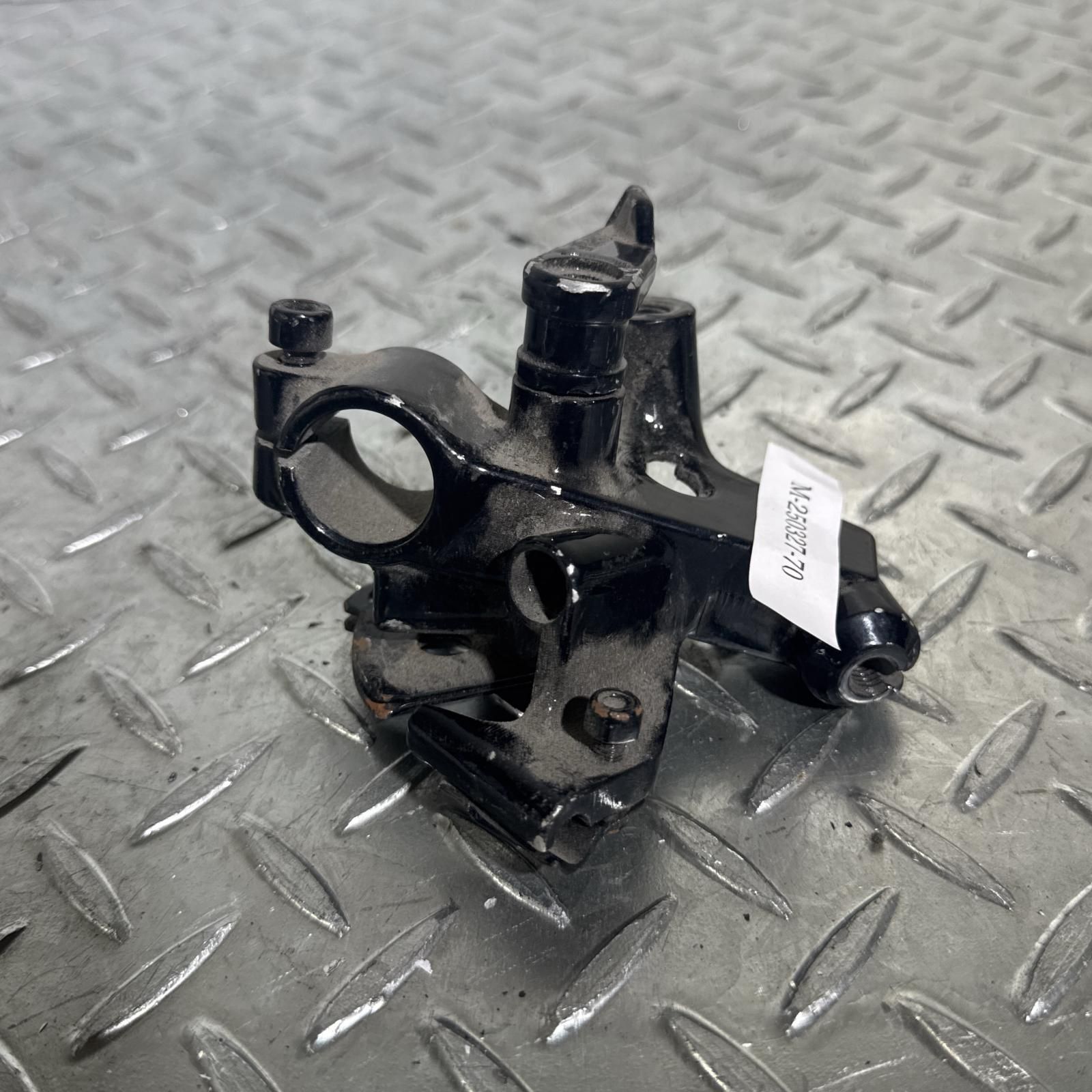 HONDA CBX400F/CBX550F クラッチレバーホルダー ホンダ HONDA CBX400F