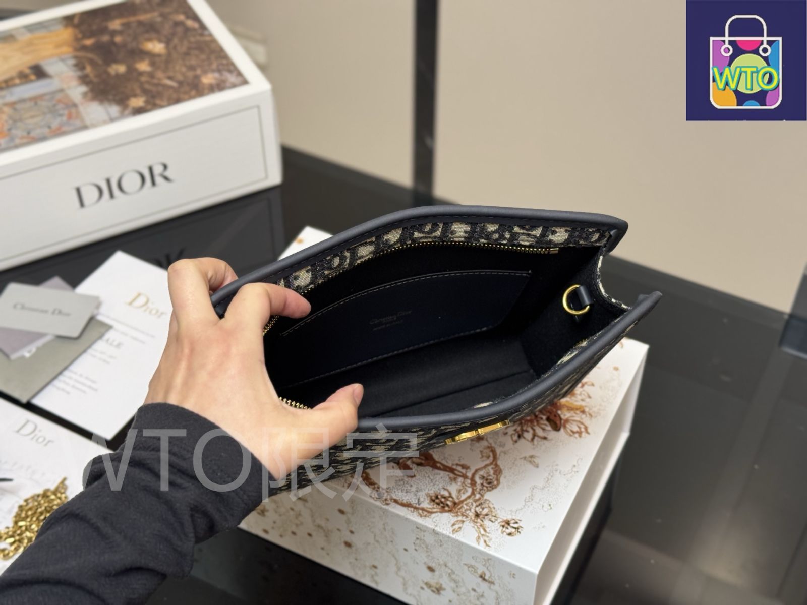 【先行発売☆手に入れば幸運】DIOR チェーン付 ホーボー バッグ DIOR | 30 Montaigne Diorling ミニバッグ ディオール