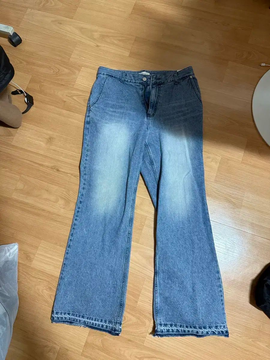 FABREGAT フレア デニム パンツ 3 サイズ