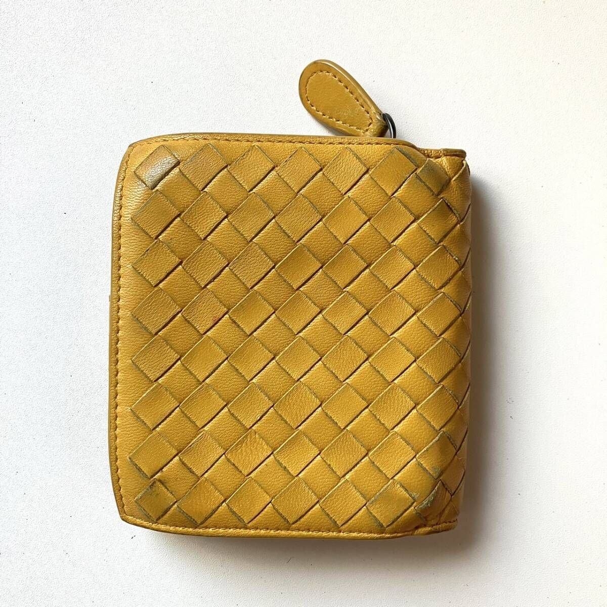 ボッテガヴェネタ BOTTEGA VENETA 二つ折り財布財布 イエロー - メルカリ