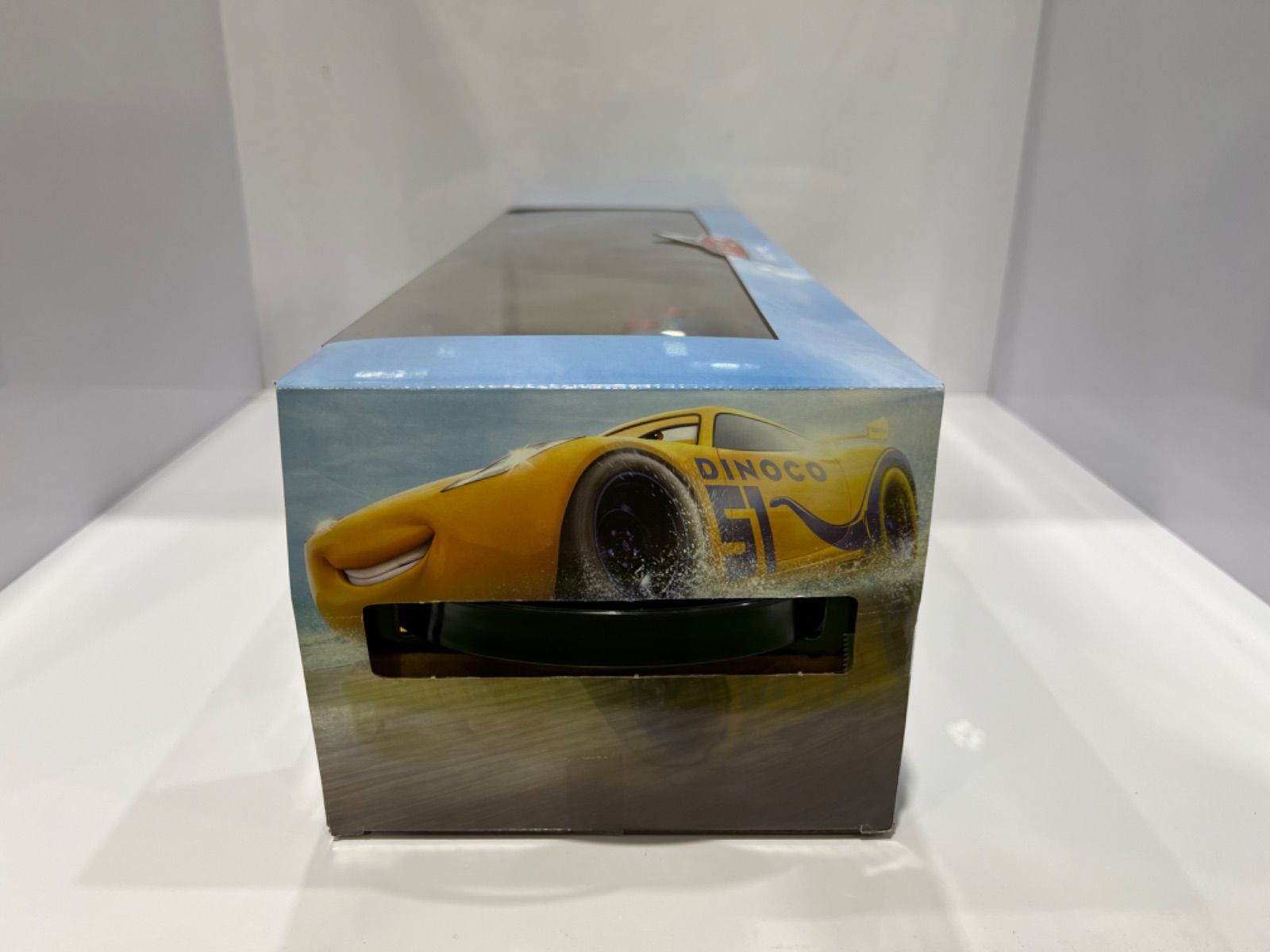 カーズ メガフィギュア20台、ディズニーストア カーズ 車 20台セット ディズニーストア ピクサー フィギュア