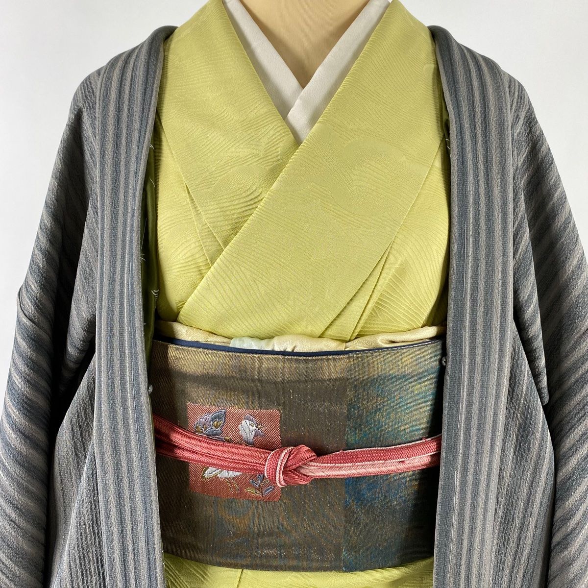 高知インター店】 灰茶 縦縞 名品 羽織 身丈93cm 【中古】 正絹 M 裄丈