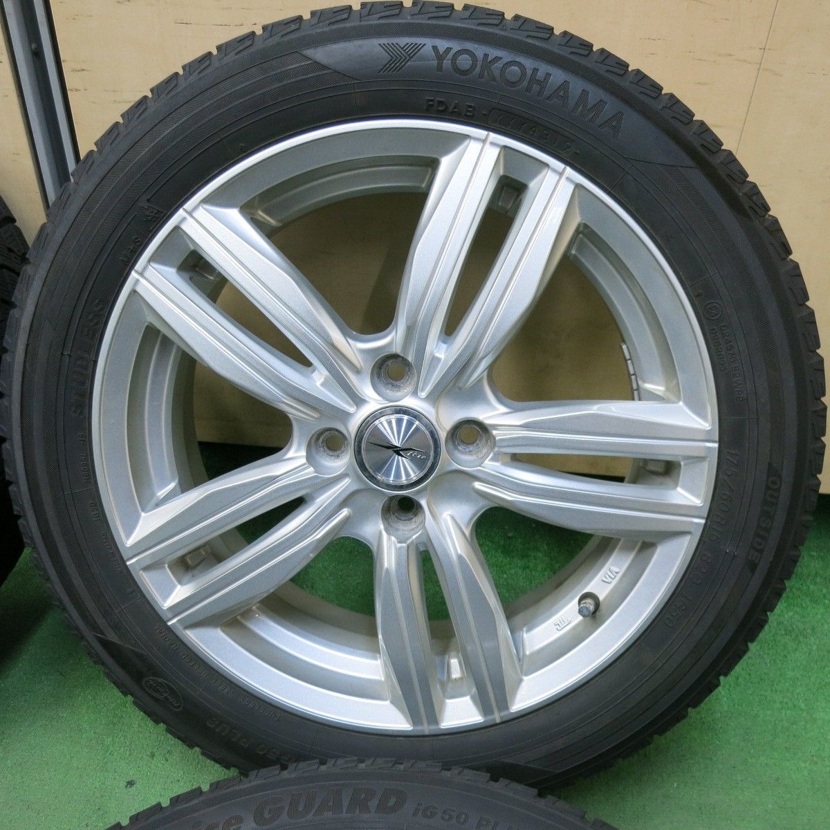 175|60R16 ヨコハマ