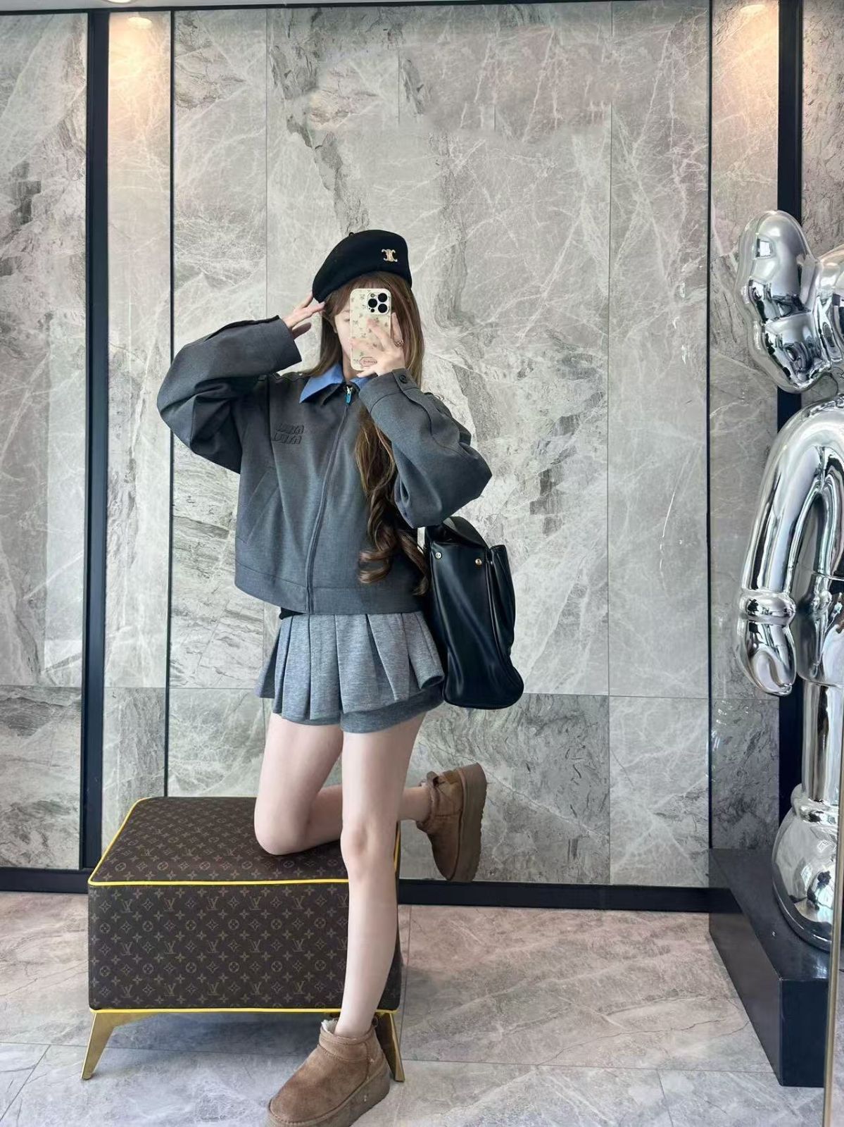 miumiuグレー ショート丈ジャケット