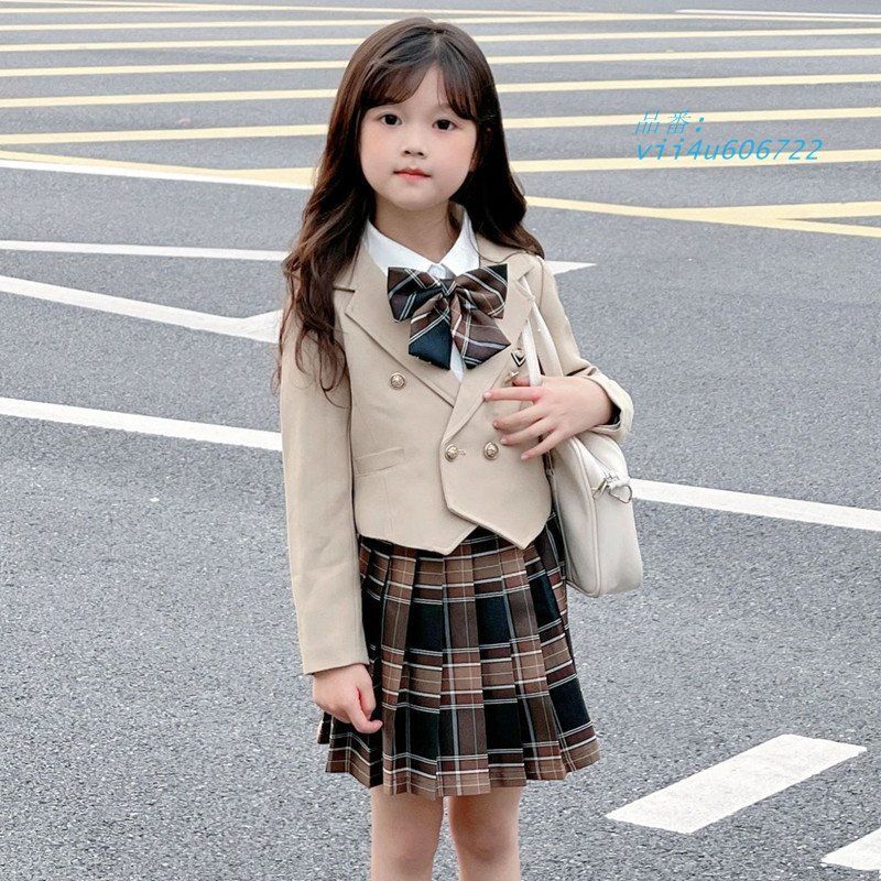 女の子 入学式