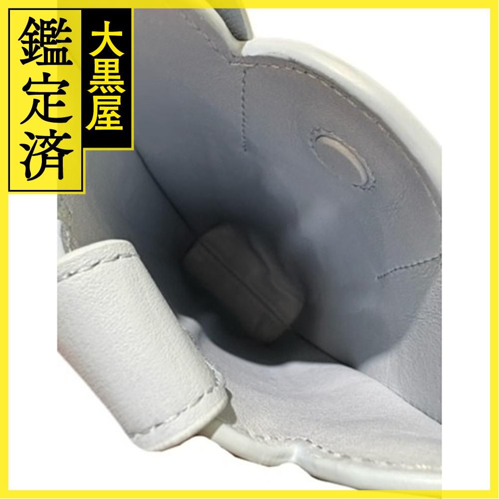 ロエベ