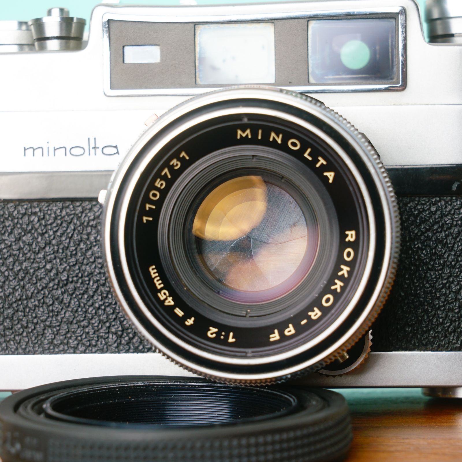 F2 フィルムカメラ