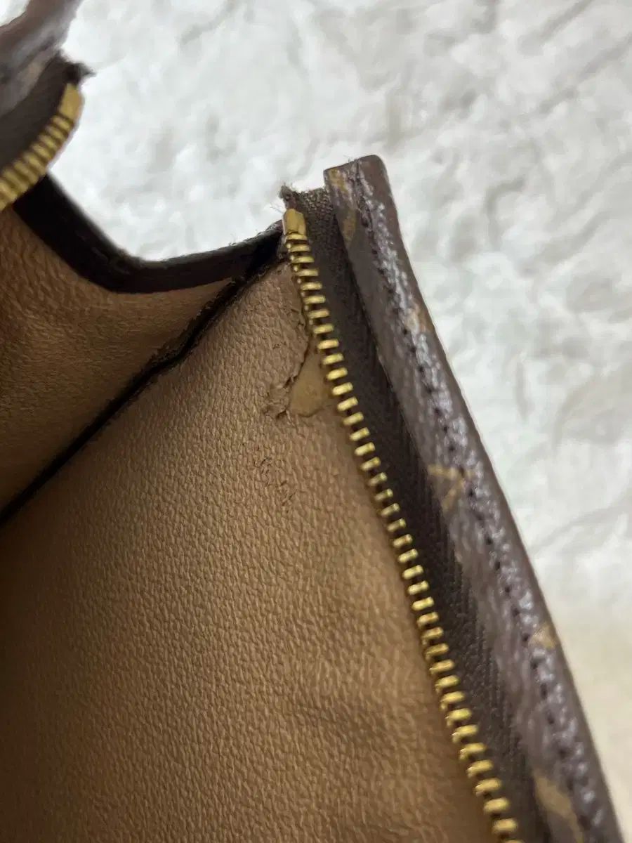 Vuitton ルイヴィトン