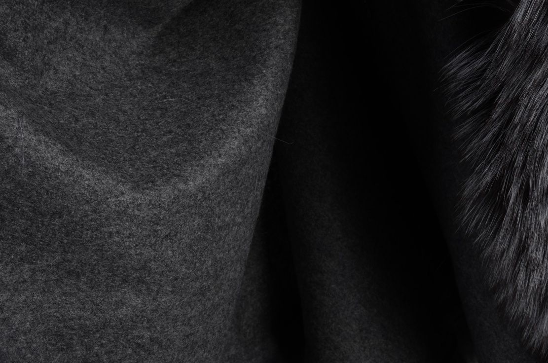 優しい雰囲気の大判カシミヤ