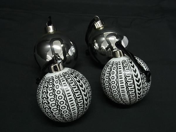 □新品同様□ MARC JACOBS マークジェイコブス ボール オーナメント
