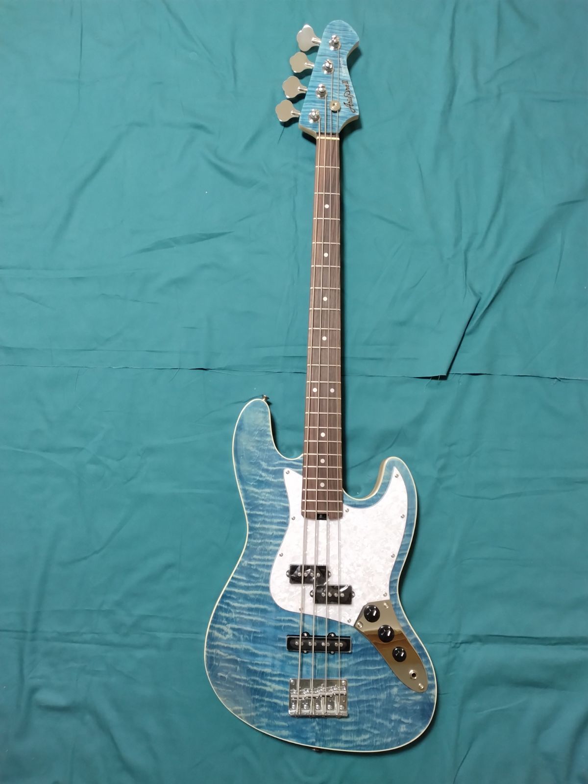 Gibbon SGベース ジャパンビンテージ ショートスケールベース ビザール