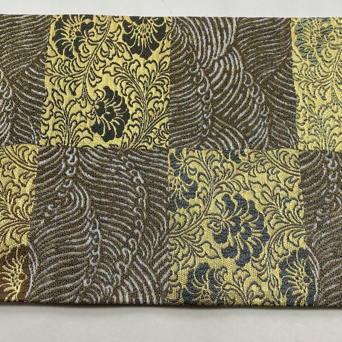 袋帯 美品 名品 牡丹唐草 波 金糸 箔 灰茶 六通 正絹 【中古 袋帯 美品 名品 牡丹唐草 波 金糸 箔 灰茶 六通 正絹 【中古