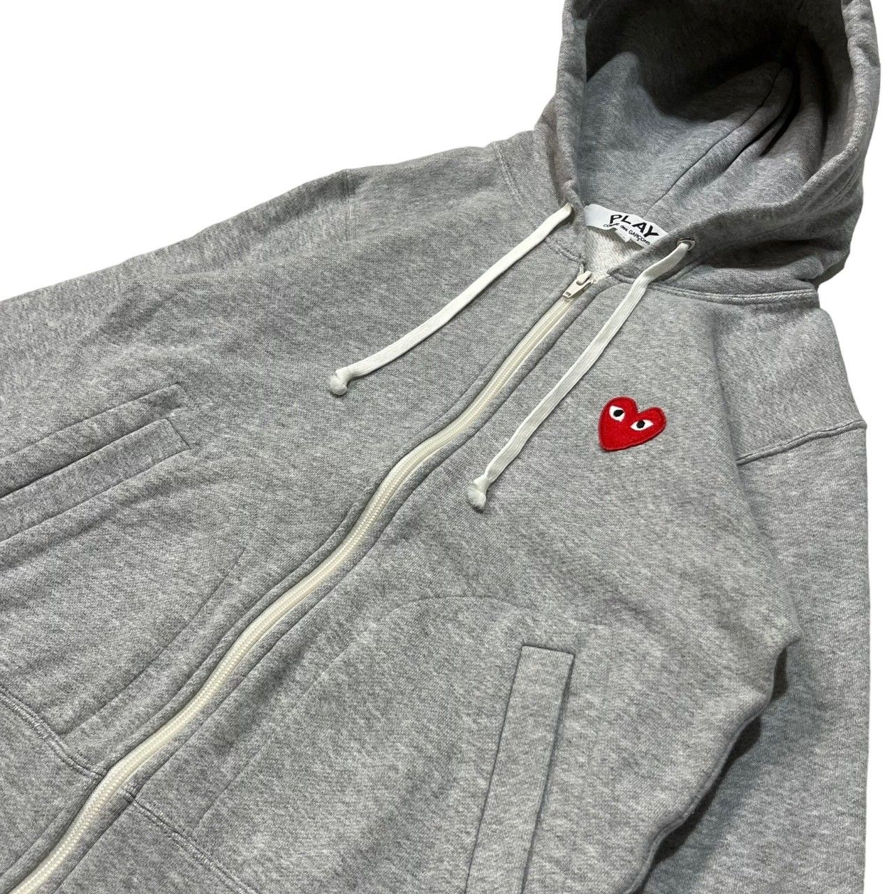 PLAY COMME des GARCONS(プレイコムデギャルソン) ZIP UP HOODIE  